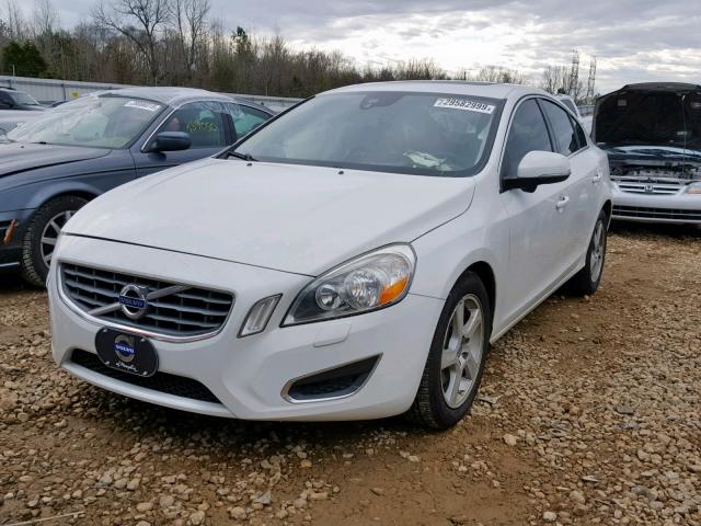 YV1612FS5D2217513 - 2013 VOLVO S60 T5 WHITE photo 2