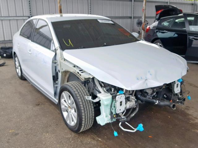 3VW5T7AJ5HM349741 - 2017 VOLKSWAGEN JETTA GLI WHITE photo 1