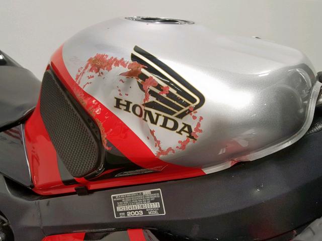 JH2SC45433M300378 - 2003 HONDA RVT1000 R RED photo 17