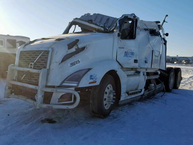 4V4NC9EH3KN899706 - 2019 VOLVO VN VNL WHITE photo 2