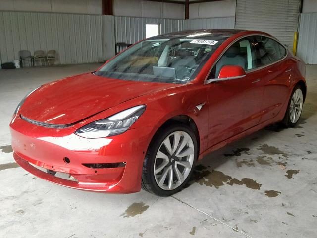 5YJ3E1EA3JF035771 - 2018 TESLA MODEL 3 RED photo 2