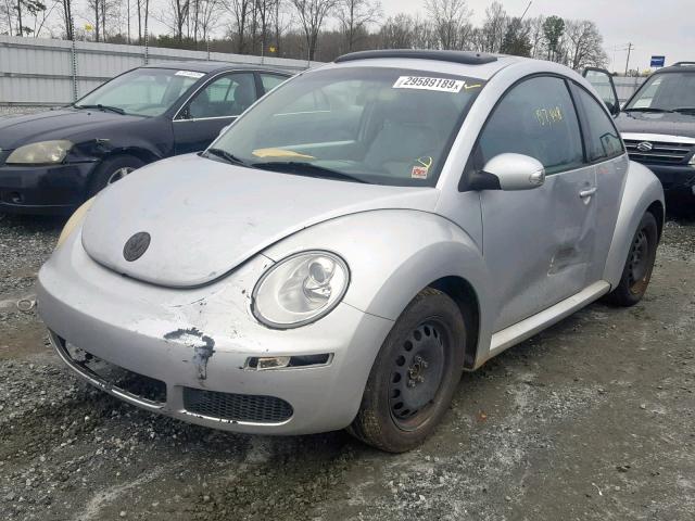 3VWRW31C67M516156 - 2007 VOLKSWAGEN NEW BEETLE Silber Foto 2