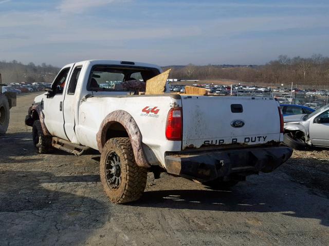 1FTWX31R88EA53774 - 2008 FORD F350 SRW S WHITE photo 3