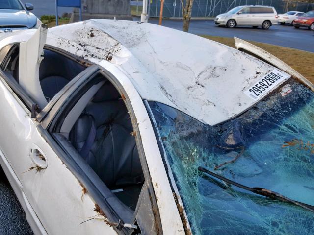 2B3HD56J3XH516011 - 1999 DODGE INTREPID E WHITE photo 9