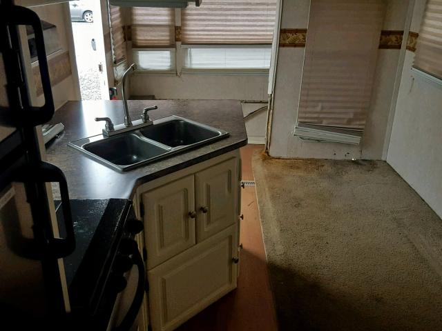 4X4FRLD2481822698 - 2008 WILDWOOD 5TH WHEEL WHITE photo 6