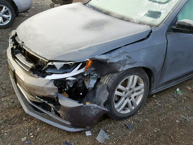3VW2K7AJ8FM203885 - 2015 VOLKSWAGEN JETTA BASE GRAY photo 9