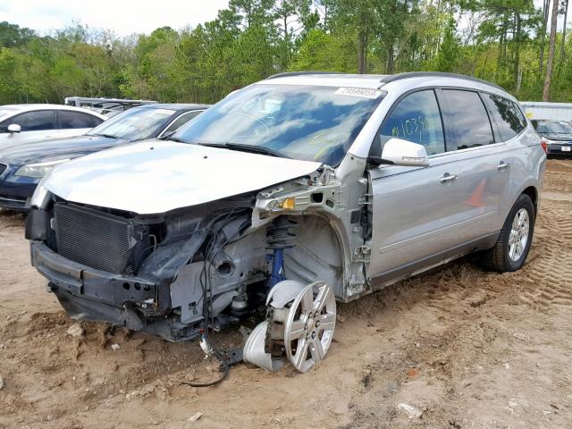 1GNKRGEDXCJ341155 - 2012 CHEVROLET TRAVERSE L SILVER photo 2