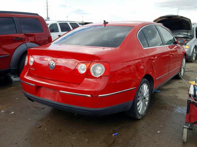 WVWAK73C68E193380 - 2008 VOLKSWAGEN PASSAT KOM RED photo 4