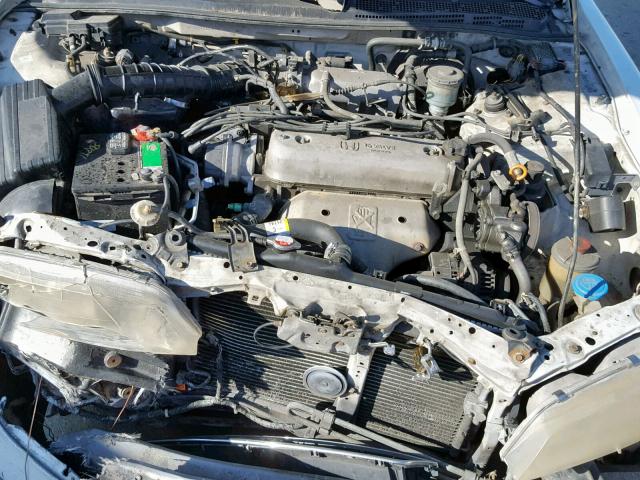 1HGCD5625SA136937 - 1995 HONDA ACCORD DX WHITE photo 7