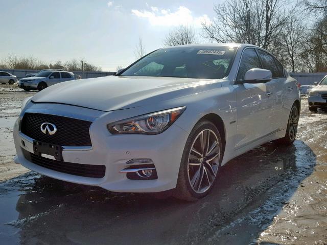 JN1AV7AR6GM530040 - 2016 INFINITI Q50 HYBRID WHITE photo 2