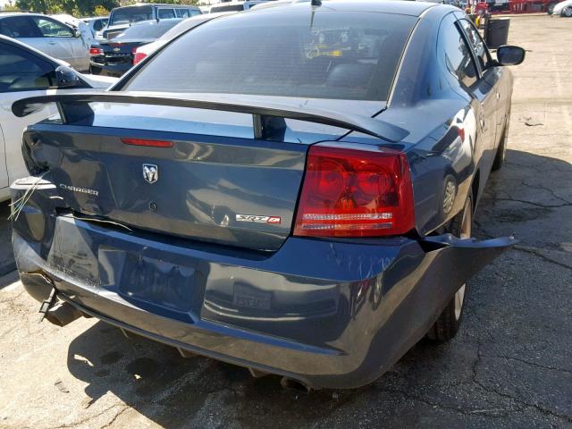 2B3LA73W58H240298 - 2008 DODGE CHARGER SR BLUE photo 4