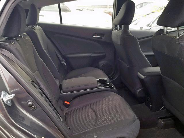 JTDKARFP5H3022715 - 2017 TOYOTA PRIUS PRIM 灰色 照片 6