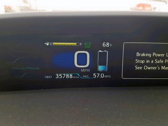 JTDKARFP5H3022715 - 2017 TOYOTA PRIUS PRIM 灰色 照片 8