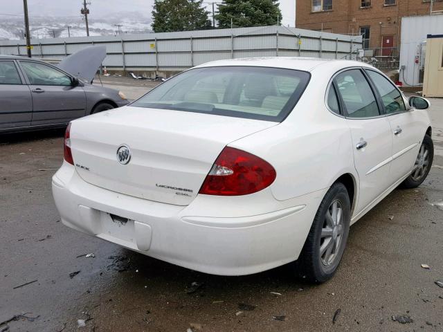 2G4WD582871192361 - 2007 BUICK LACROSSE C WHITE photo 4