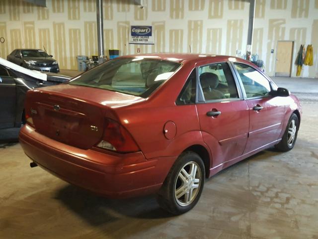 1FAFP38Z64W133994 - 2004 FORD FOCUS ZTS MAROON photo 4