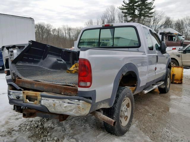 1FTWX31586EB32033 - 2006 FORD F350 SRW S SILVER photo 4