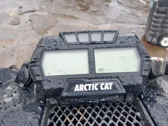 4UF18SNW8JT106260 - 2018 ARCTIC CAT SNOWMOBILE GREEN photo 8