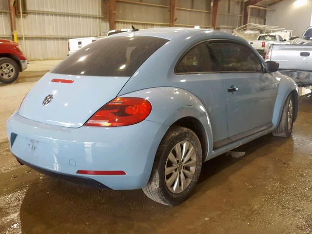 3VWF17AT8FM631624 - 2015 VOLKSWAGEN BEETLE 1.8 BLUE photo 4