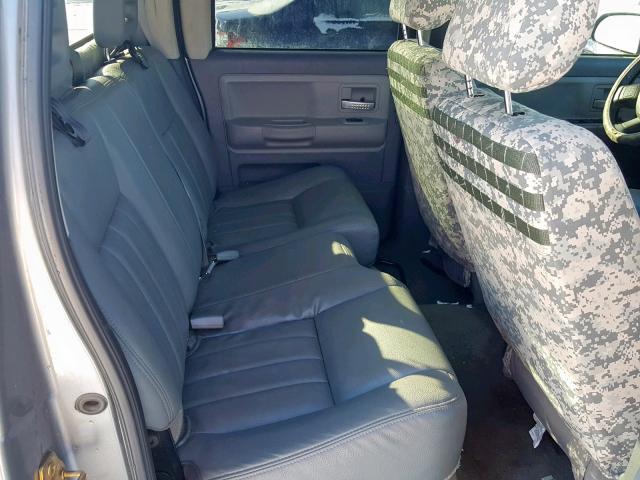 1D7HW58N76S518737 - 2006 DODGE DAKOTA QUA GRAY photo 6