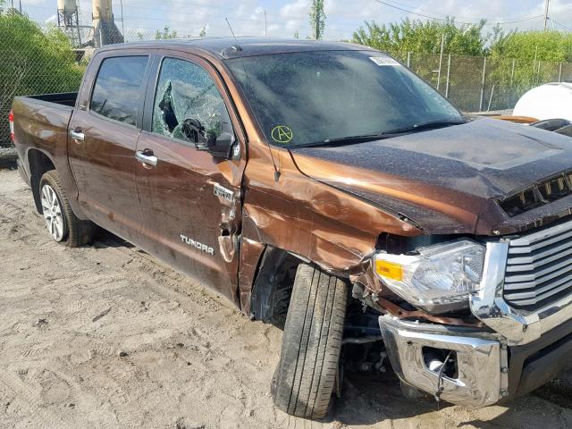 5TFHW5F19HX653444 - 2017 TOYOTA TUNDRA CRE BROWN photo 9