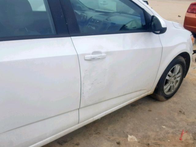 1G1JA5SH5C4116561 - 2012 CHEVROLET SONIC LS 白色 照片 9