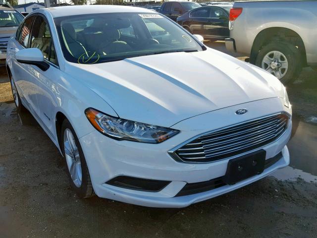 3FA6P0UU9JR214186 - 2018 FORD FUSION S H WHITE photo 1