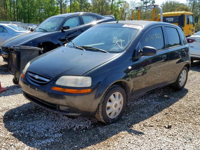 KL1TG62695B301592 - 2005 CHEVROLET AVEO LT BLACK photo 2