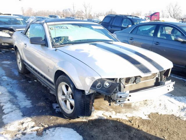 1ZVFT84N375300504 - 2007 FORD MUSTANG SILVER photo 1