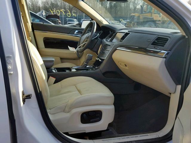 1LNHL9EK8FG604013 - 2015 LINCOLN MKS WHITE photo 5