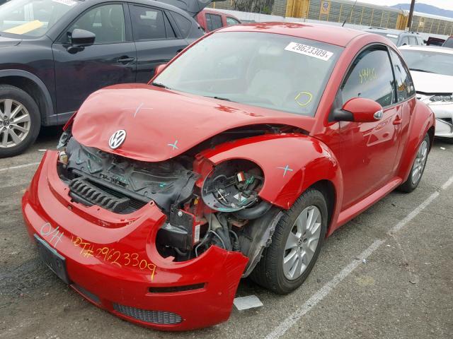3VWPW31C69M501568 - 2009 VOLKSWAGEN NEW BEETLE Rot Foto 2