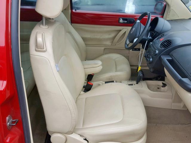 3VWPW31C69M501568 - 2009 VOLKSWAGEN NEW BEETLE Rot Foto 5