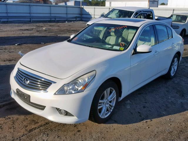 JN1DV6AR0BM451074 - 2011 INFINITI G25 WHITE photo 2