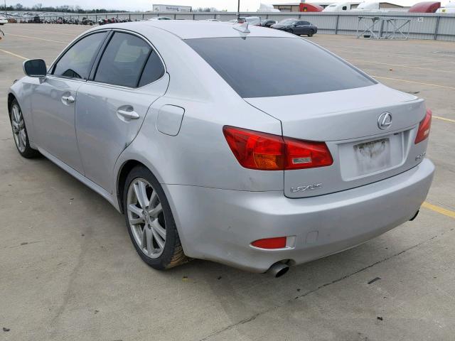 JTHBK262472046290 - 2007 LEXUS IS 250 SILVER photo 3