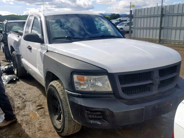 1D7HE32K68S542956 - 2008 DODGE DAKOTA SXT WHITE photo 1