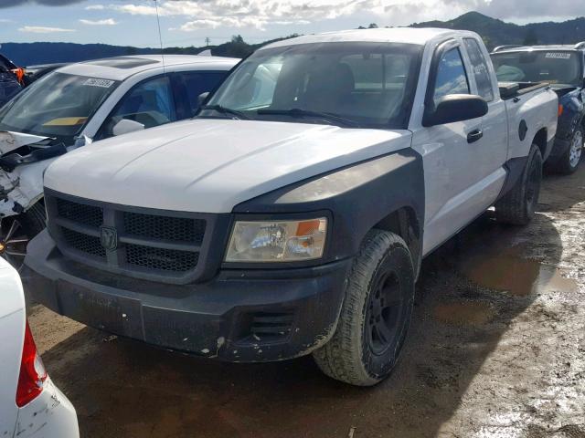 1D7HE32K68S542956 - 2008 DODGE DAKOTA SXT WHITE photo 2