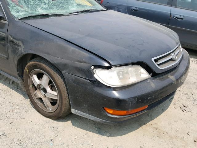 19UYA225XVL016086 - 1997 ACURA 3.0CL Schwarz Foto 9