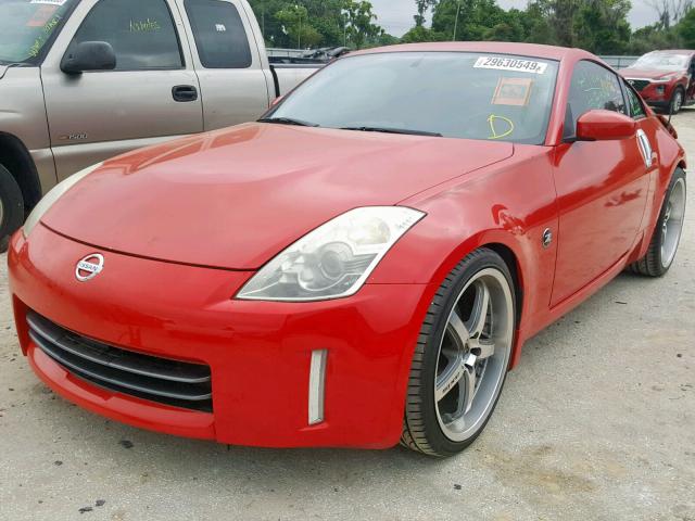 JN1BZ34DX8M702203 - 2008 NISSAN 350Z COUPE RED photo 2