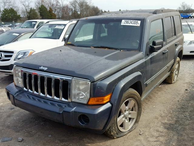 1J8HG48K37C654097 - 2007 JEEP COMMANDER GRAY photo 2