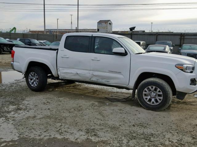 3TMAZ5CN3HM045540 - 2017 TOYOTA TACOMA DOU WHITE photo 9