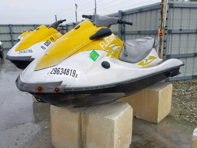 YAMA2310L516 - 2016 YAMAHA WAVERUNNE YELLOW photo 2