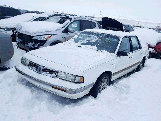 1G3AJ5541T6403030 - 1996 OLDSMOBILE CIERA SL WHITE photo 2