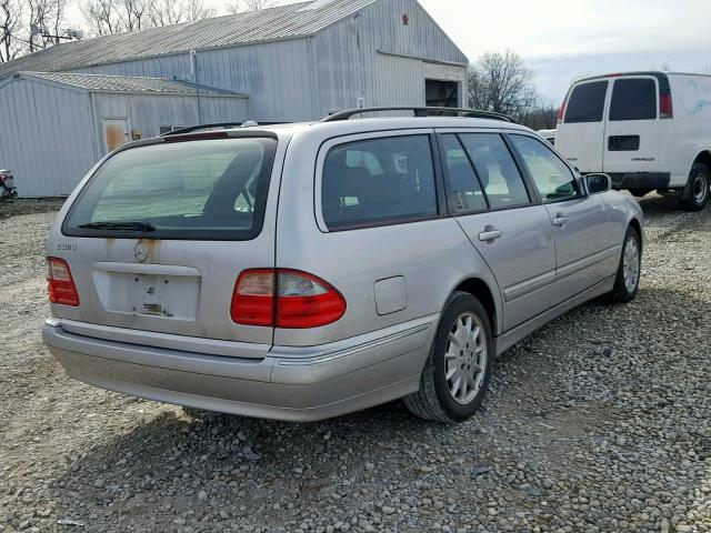 WDBJH65J63X088435 - 2003 MERCEDES-BENZ E 320 SILVER photo 4