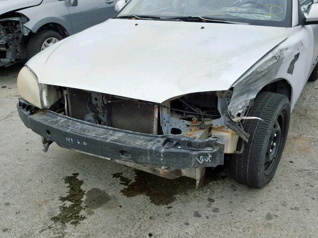 KNAFB121245318644 - 2004 KIA SPECTRA BA GRAY photo 9