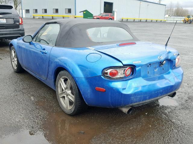 JM1NC25F560104529 - 2006 MAZDA MX-5 MIATA BLUE photo 3