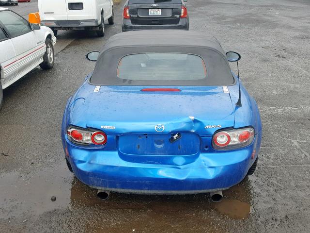 JM1NC25F560104529 - 2006 MAZDA MX-5 MIATA BLUE photo 6