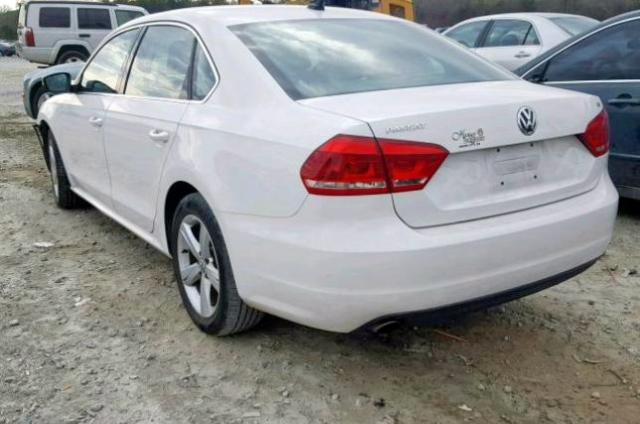 1VWBH7A39DC015293 - 2013 VOLKSWAGEN PASSAT SE WHITE photo 3