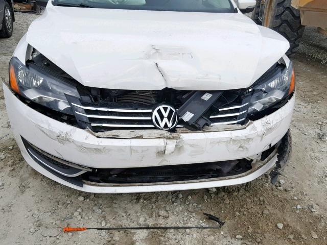 1VWBH7A39DC015293 - 2013 VOLKSWAGEN PASSAT SE WHITE photo 9