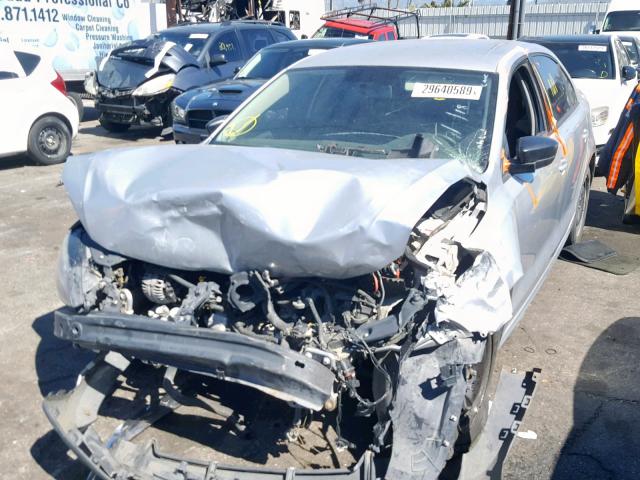 3VW2K7AJ8CM355774 - 2012 VOLKSWAGEN JETTA BASE 银色 照片 1
