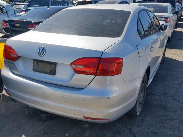 3VW2K7AJ8CM355774 - 2012 VOLKSWAGEN JETTA BASE 银色 照片 4