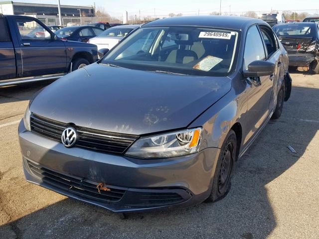 3VW2K7AJ5BM304909 - 2011 VOLKSWAGEN JETTA BASE GRAY photo 2